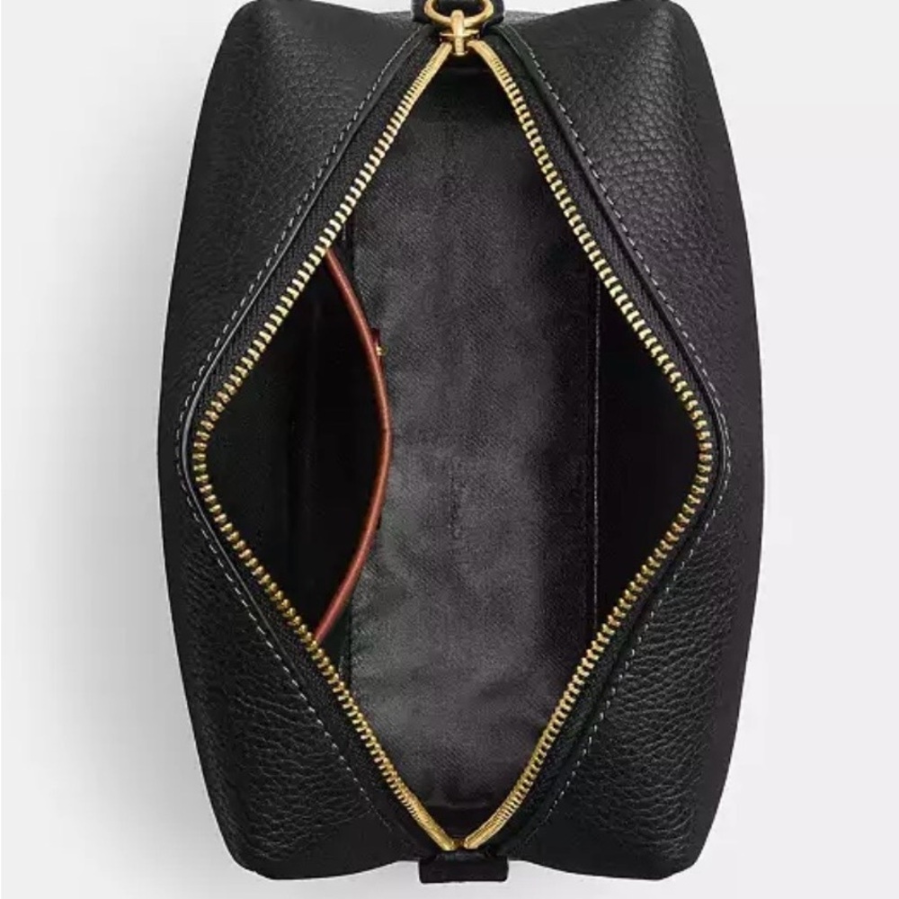 NWT Coach Essential Cosmetic Pouch Black Pebble Leather & Gold “C” - Picture 9 of 10